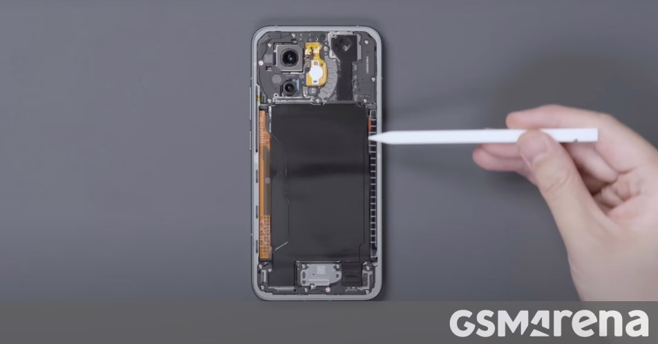 Redmi K80 Ultra tháo rời trước khi ra mắt