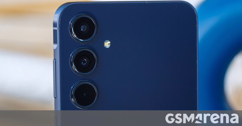 Samsung Galaxy A55 phát hiện trên Geekbench chạy Android 16, có thể nhận được một UI 8 trước năm sau
