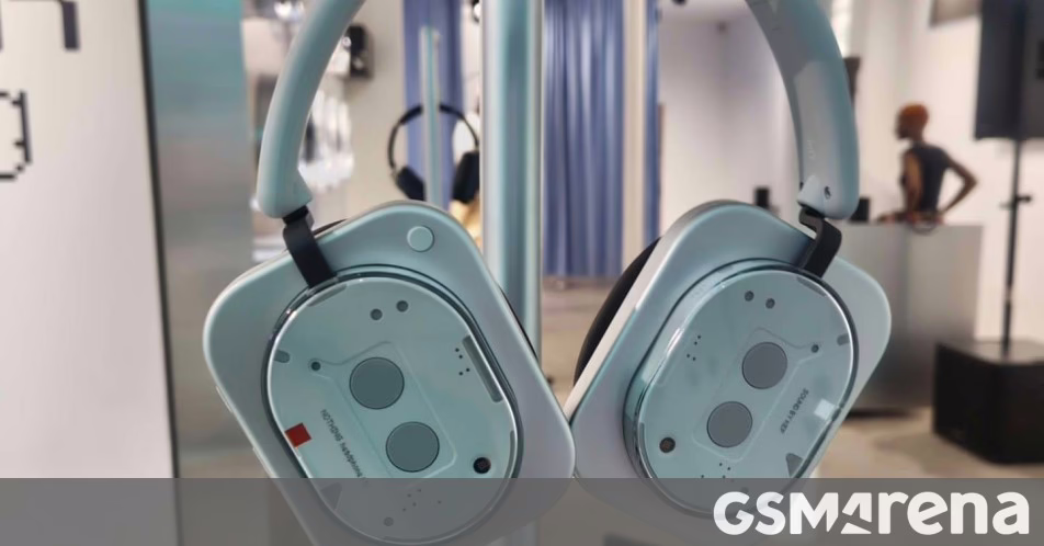 Không có gì tai nghe (1) bây giờ cũng bị rò rỉ trên video
