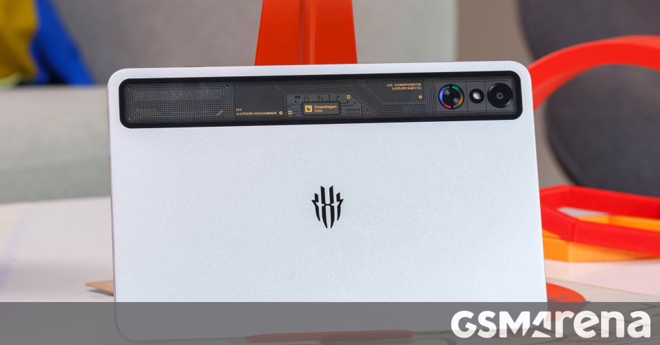Máy tính bảng chơi game astra redmagic unboxing