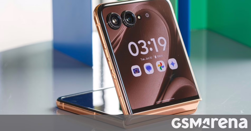 Đánh giá video Motorola Razr+ 2025 của chúng tôi đã ra mắt