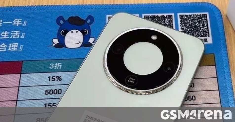 Honor X70 có pin khổng lồ 8.300mAh với mức sạc 80W