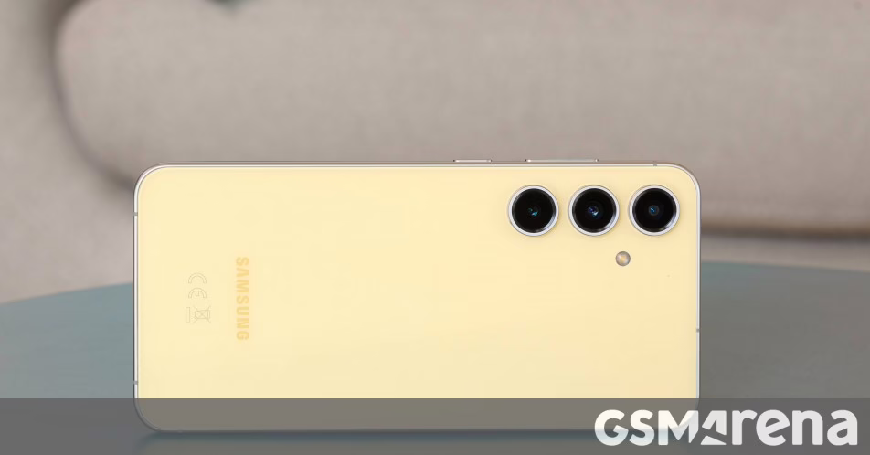 Samsung Galaxy S25 Fe có màn hình hàng đầu