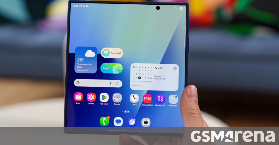 KUO: Galaxy Z Fold8 để giới thiệu màn hình không có nếp gấp trước Apple