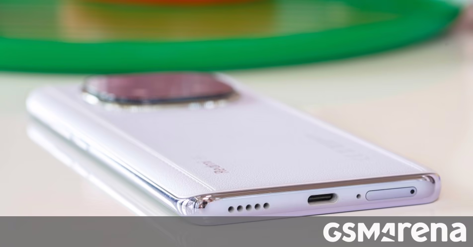 Xiaomi thử nghiệm điện thoại redmi với pin hơn 8.500 mAh