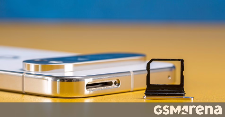 Thay thế pixel 10 ở Mỹ đi kèm với một khe SIM vật lý
