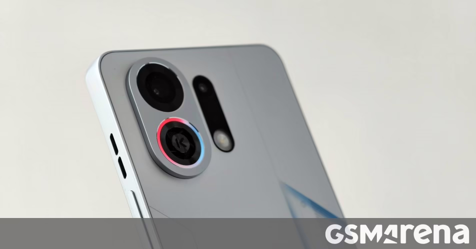 Oppo K13 Turbo Pro thực hành: Một chiếc điện thoại pin 7.000 mAh với quạt làm mát tích hợp
