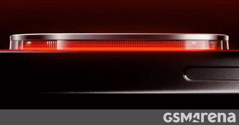 iqoo 15 có đèn LED xung quanh vòng camera của nó
