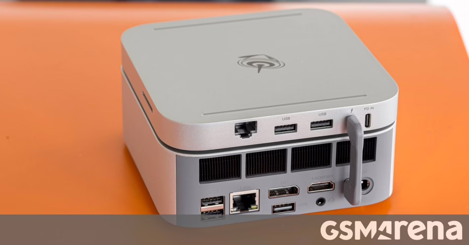 Beelink Ser9 Pro Mini-PC với AMD Ryzen 7 H 255 để xem xét