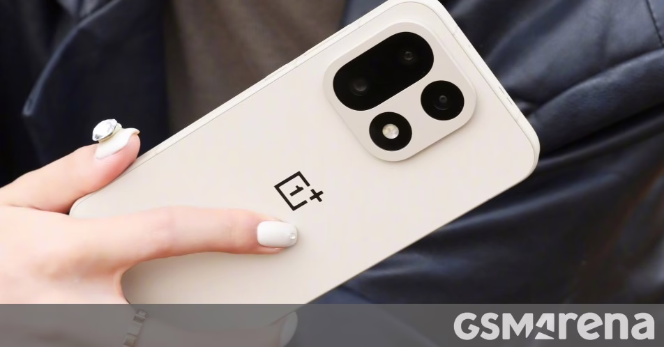 OnePlus 15 và Realme GT 8 Pro CAMERA CHI TIẾT cũng bị rò rỉ