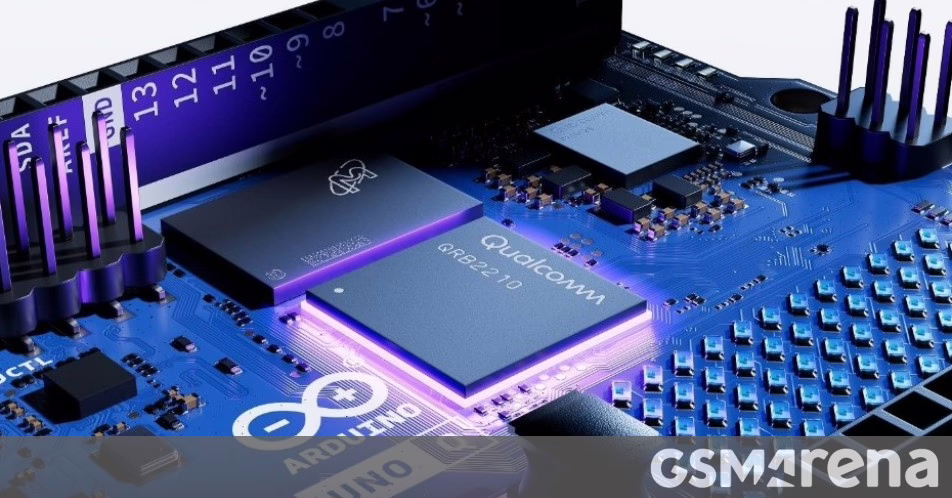 Qualcomm mua Arduino, ra mắt Arduino Uno Q và Arduino App Lab