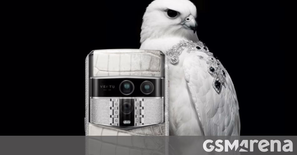 Vertu Agent Q chính hãng nhưng khá khó mua