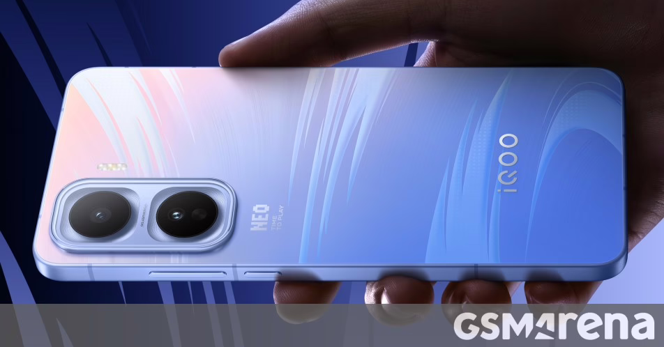 Đây chính là iQOO Neo11 trong tất cả vinh quang của nó