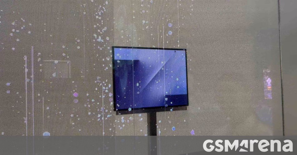 Samsung giới thiệu nguyên mẫu gập ba của mình