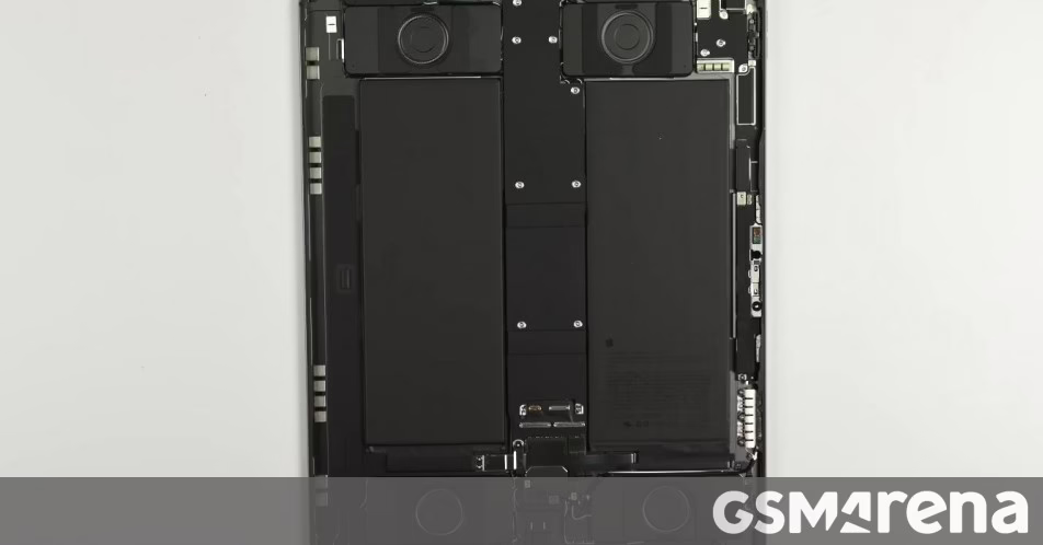 Mổ xẻ Apple iPad Pro (2025) cho thấy việc vào bên trong khó đến mức nào