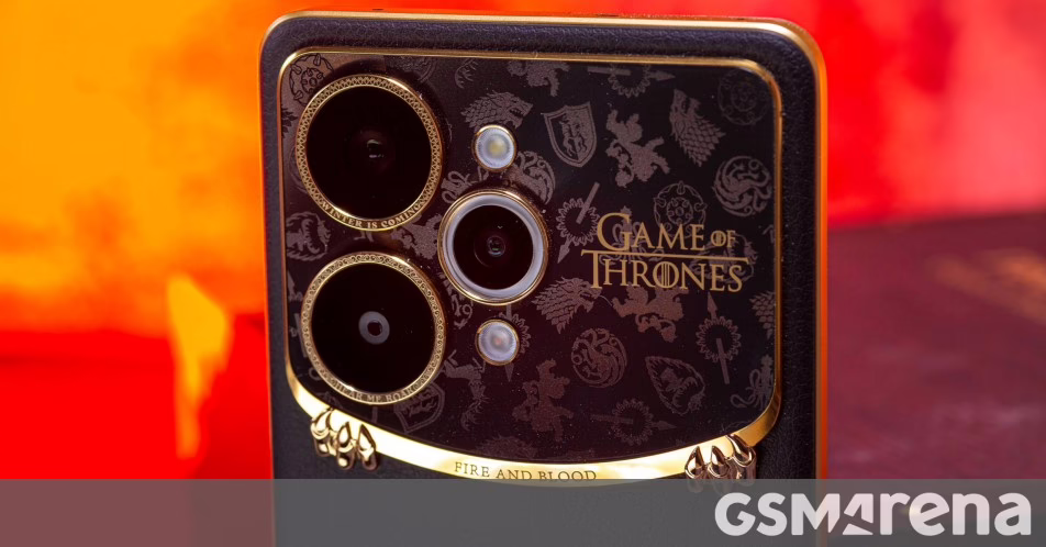 Realme 15 Pro Game of Thrones Limited Edition thực hành