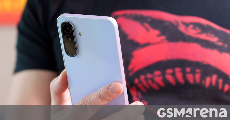 Samsung Galaxy A37 đang trên đường ra mắt, thử nghiệm firmware cho thấy