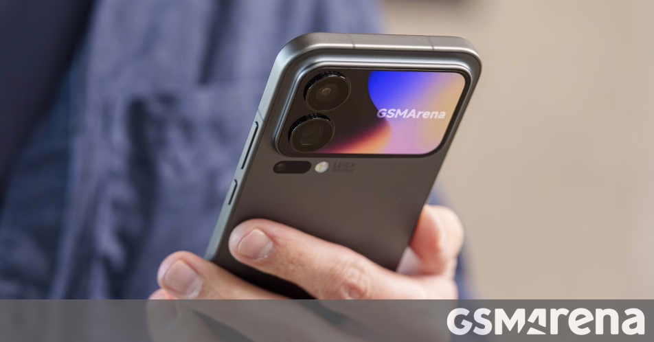 Chủ tịch Xiaomi cảnh báo: smartphone năm sau sẽ còn đắt hơn nữa