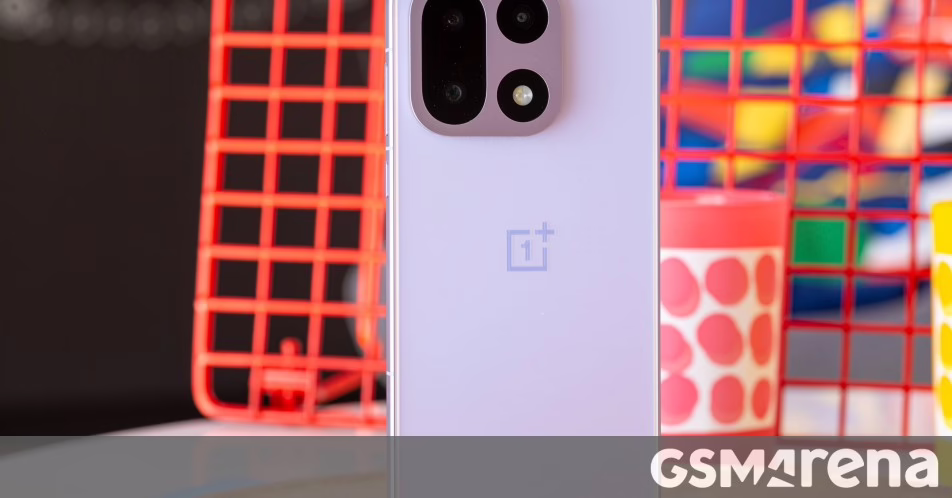 OnePlus 15 cuối cùng đã đạt chứng nhận FCC, thời điểm ra mắt tại Mỹ có thể rất gần