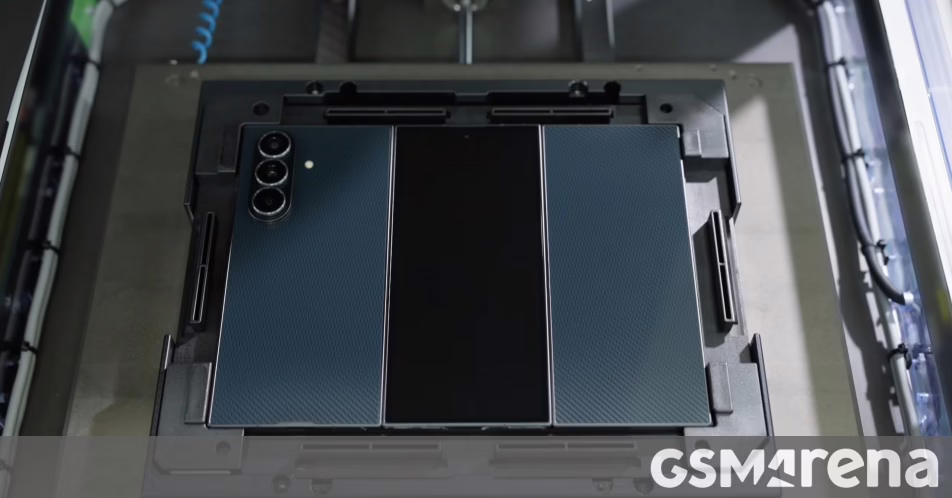 Đây là cách Samsung lắp ráp và thử nghiệm Galaxy Z TriFold