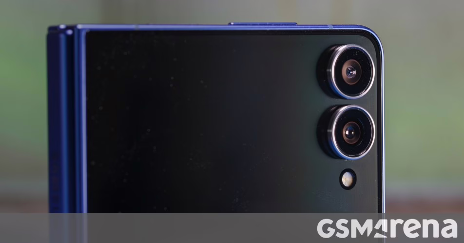 Camera của Samsung Galaxy Z Flip8 có thông tin chi tiết