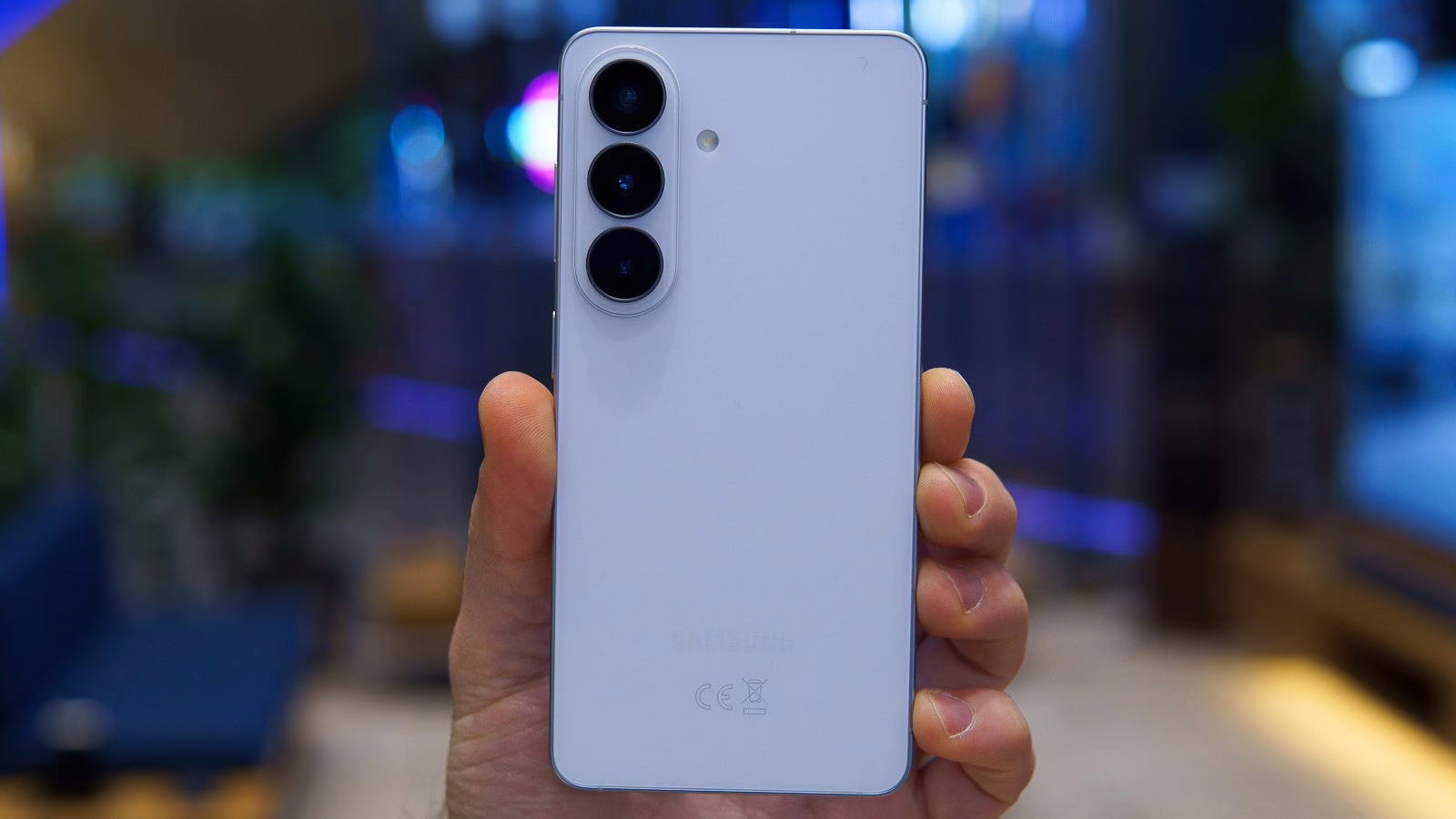 Lần đầu tiên có ưu đãi giảm giá trực tiếp cho Galaxy S26, kèm theo thẻ quà tặng Amazon trị giá $100