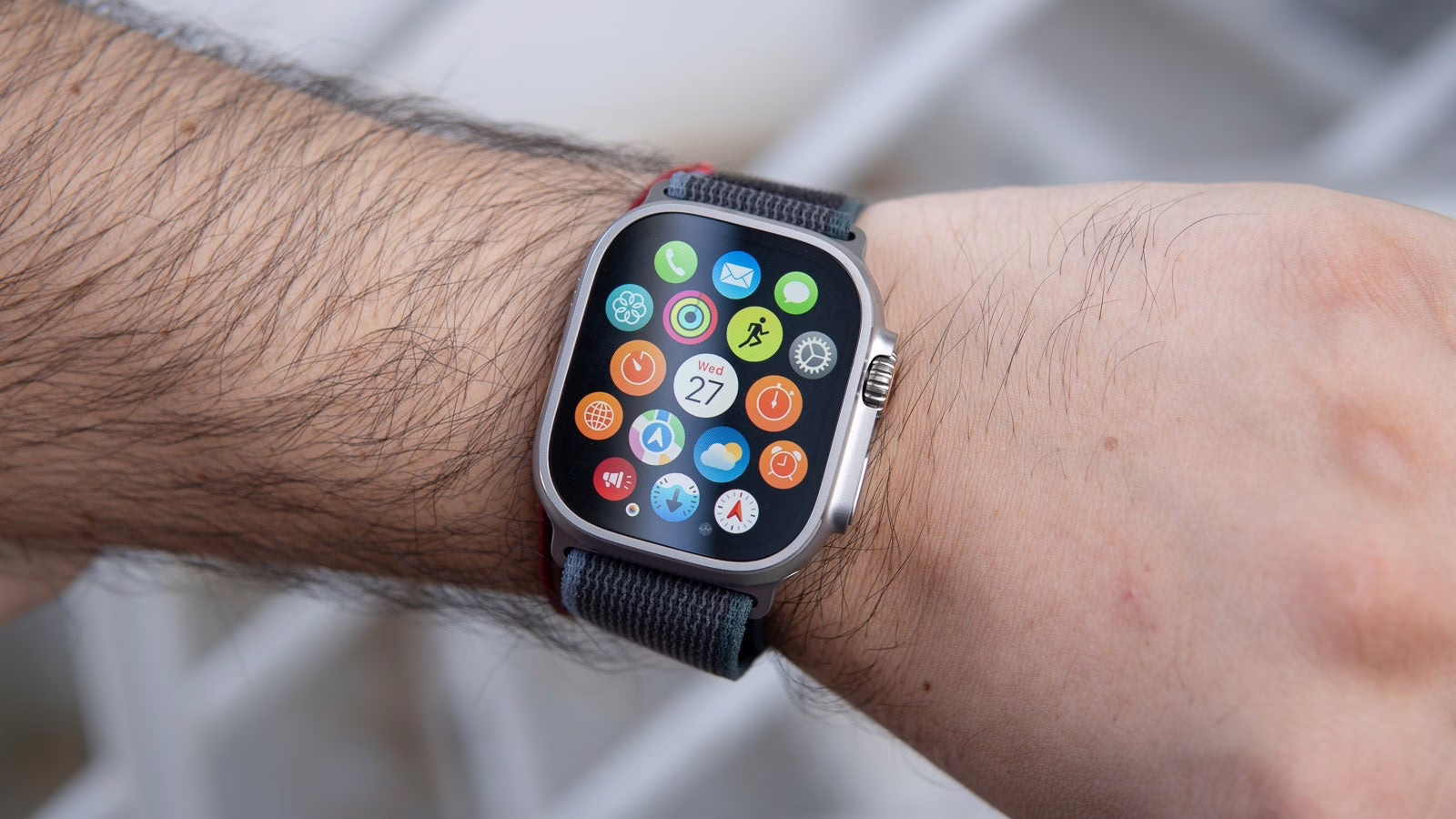 Apple Watch Ultra 2 giảm giá rẻ đến mức nực cười, chỉ có một nhược điểm (nhỏ)
