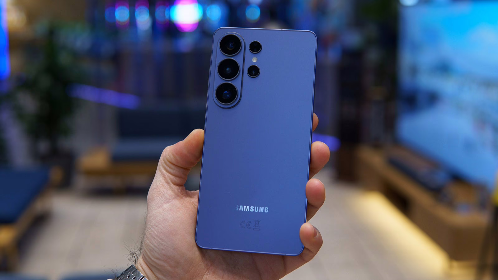 Samsung xác nhận lỗi camera trên Galaxy S26 Ultra và phát hành bản sửa lỗi khẩn cấp.