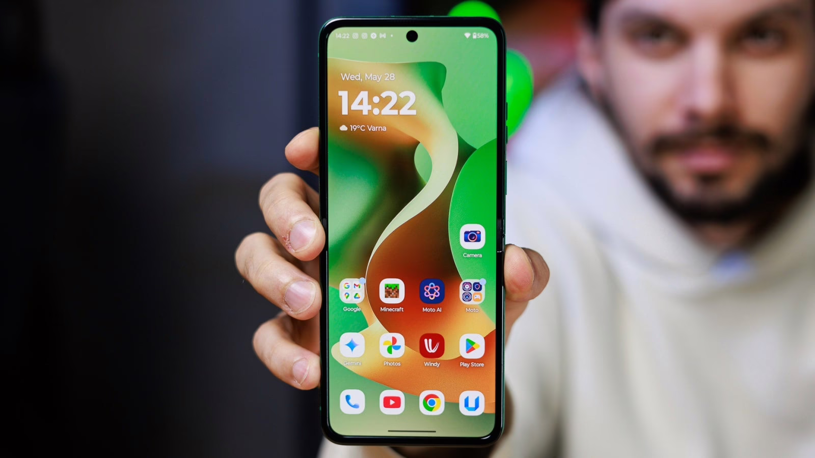 Thông số kỹ thuật lặp đi lặp lại và mức giá quá cao tại Hoa Kỳ của Razr (2026) và Razr+ (2026) của Motorola đều có ở đây