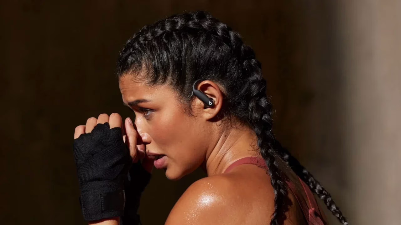 Chuột tập gym vui mừng khi Beats Powerbeats Pro 2 giảm giá trên Amazon